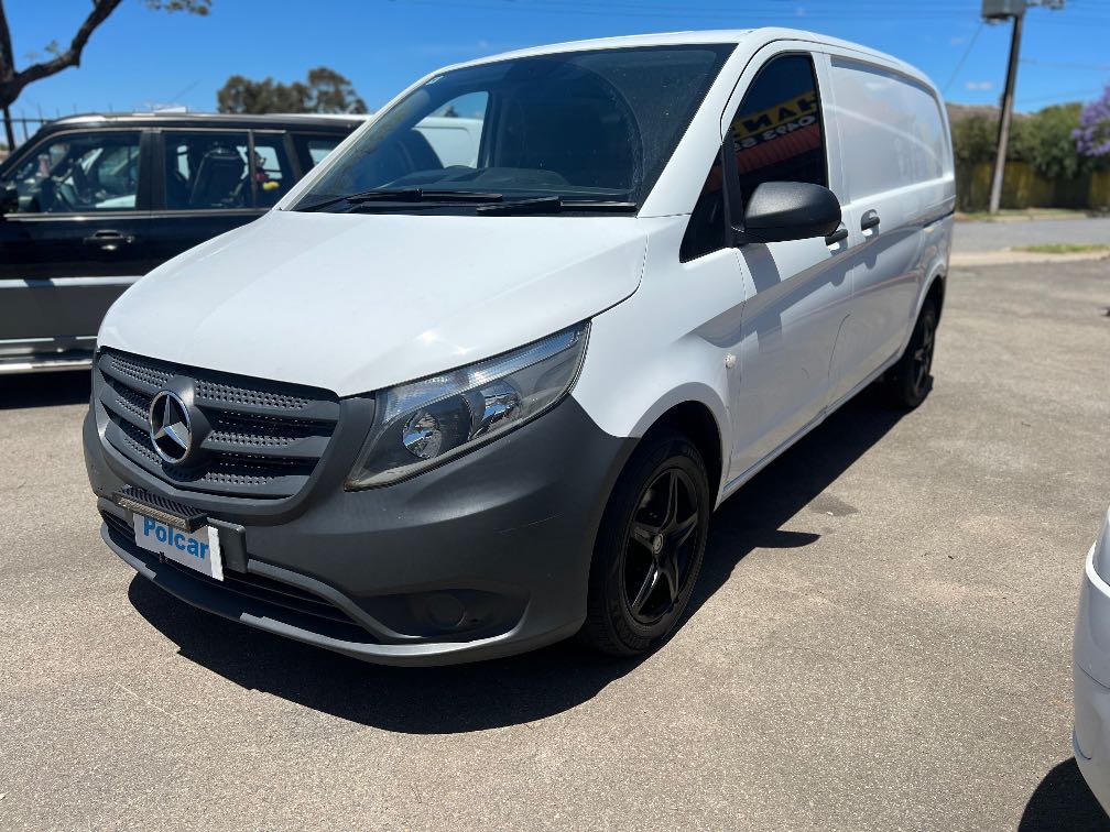 6 Merc Vito
