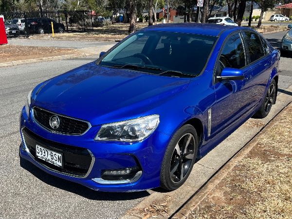 06 Holden Commodore