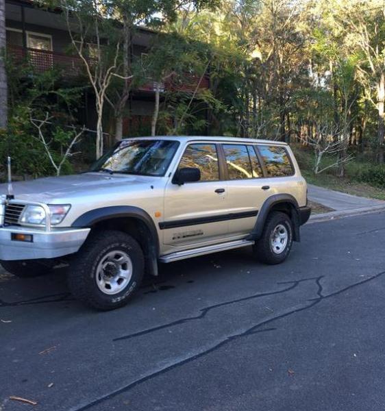 2000 Nissan Patrol 