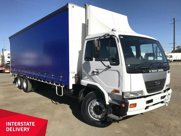 2007 UD PK265 6X2 CURTAINSIDER