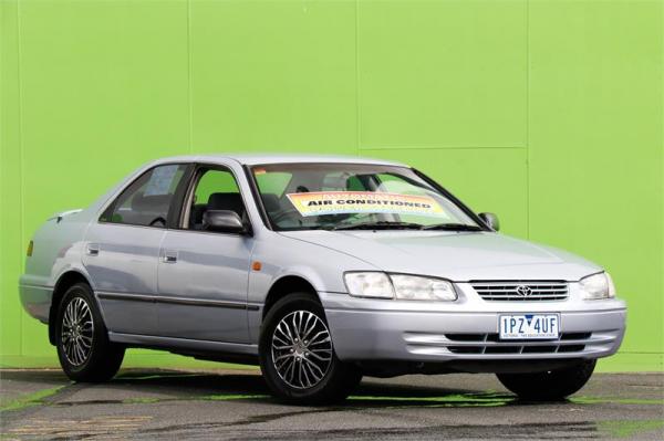 1999 Toyota Camry Touring MCV20R