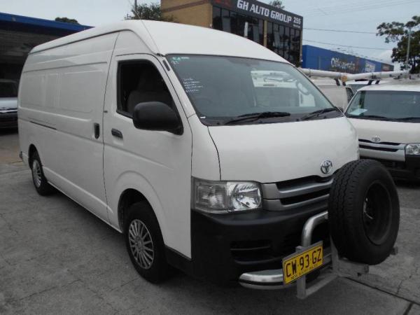 2006 TOYOTA HIACE SLWB TRH221R