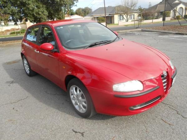 2003 Alfa Romeo 147 MY2002 Twin Spark Red 5 Speed Manual