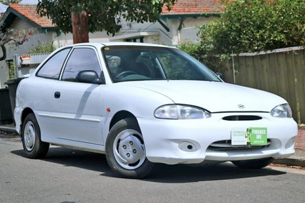 2000 Hyundai Excel X3 Sprint White 4 Speed Automatic