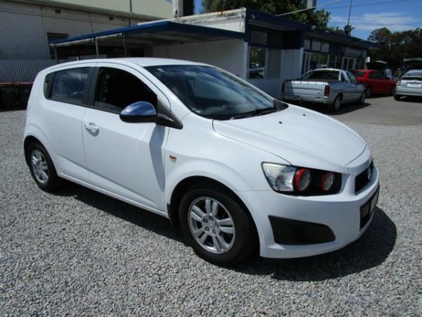 2012 Holden Barina TM MY13 CD White 6 Speed Automatic