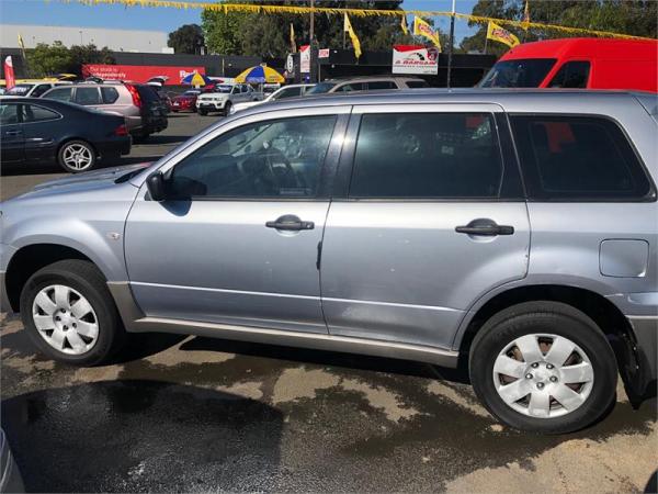 2003 Mitsubishi Outlander LS ZE