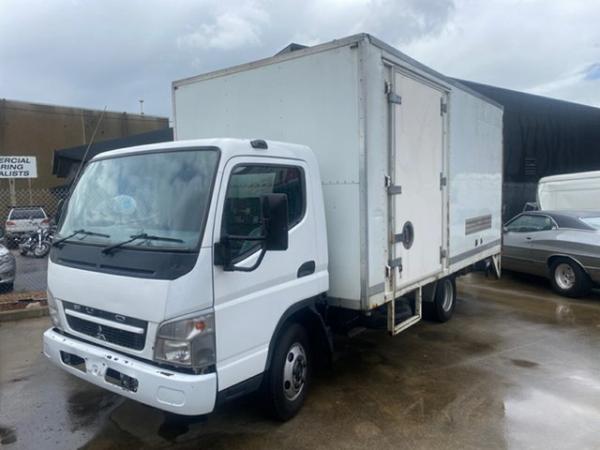 2010 Mitsubishi Canter PANTECH 7.5 Extracab RWD