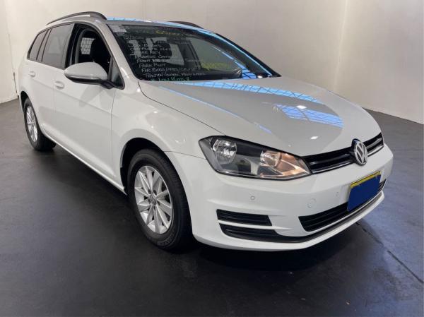 2016 Volkswagen Golf 