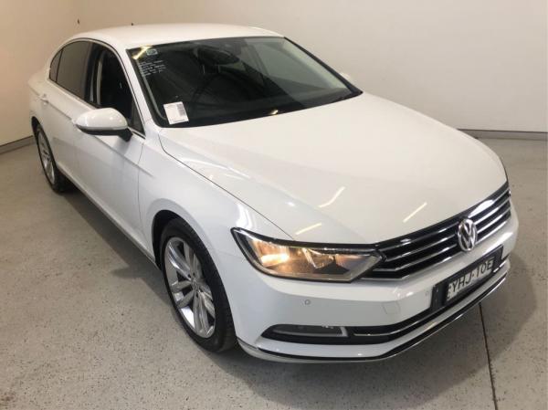 2016 Volkswagen Passat 