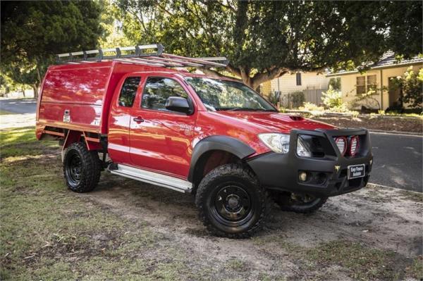 2010 TOYOTA HILUX C CHAS SR (4x4) KUN26R 09 UPGRADE