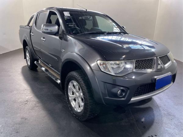2015 Mitsubishi Triton 