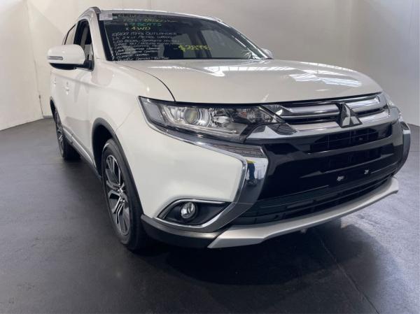 2017 Mitsubishi Outlander 