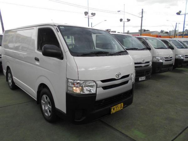 2017 TOYOTA HIACE LWB KDH201R MY16