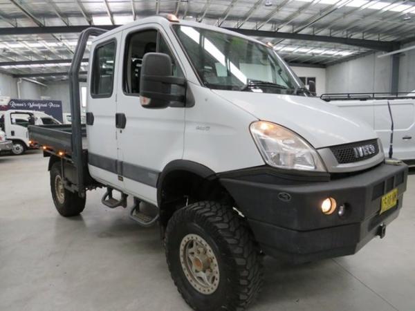 2013 Iveco Daily CRANE Dual