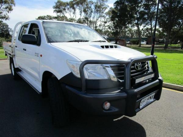 2011 Toyota Hilux KUN26R MY11 Upgrade SR (4x4) White 5 Speed Manual
