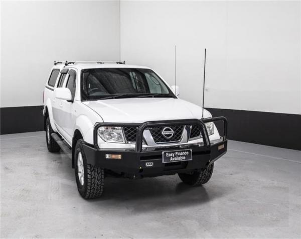 2011 NISSAN NAVARA DUAL CAB P UP ST (4x4) D40
