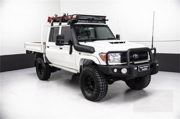 2017 TOYOTA LANDCRUISER DOUBLE C CHAS WORKMATE (4x4) VDJ79R MY18