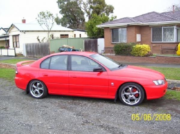 2002 Holden SV8 COMMODORE 