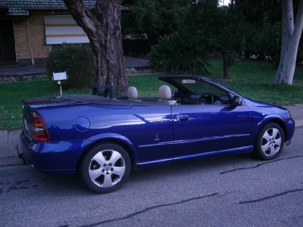 2005 Holden Astra convertible