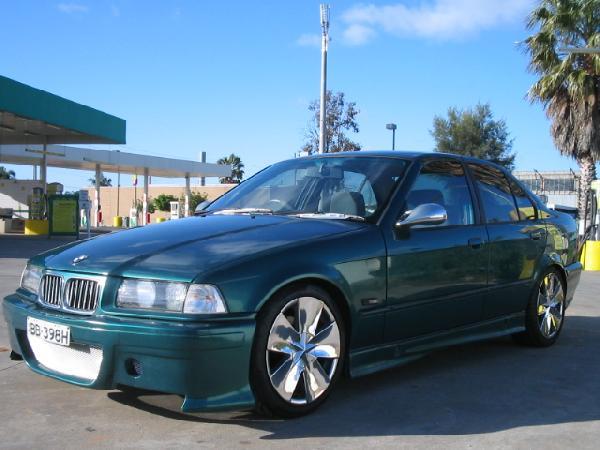 1993 BMW 318i 