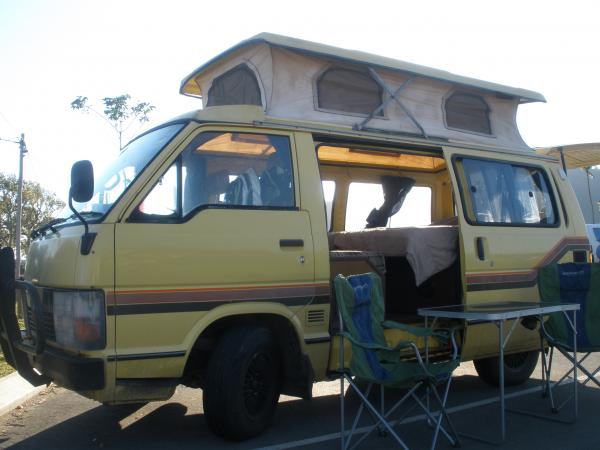 1987 Toyota Hiace Poptop