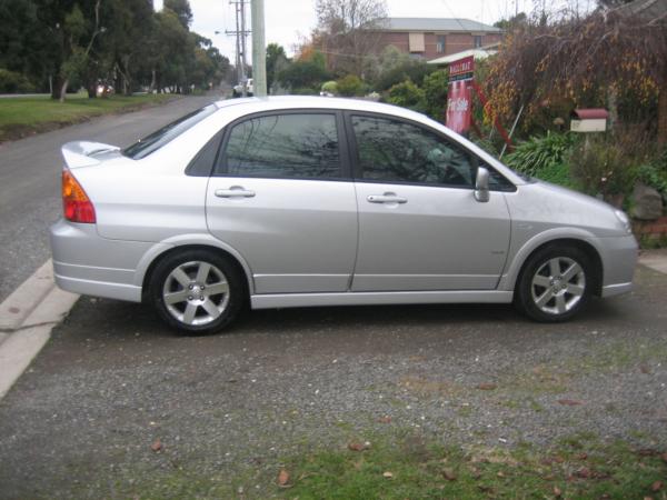 2005 Suzuki Liana 