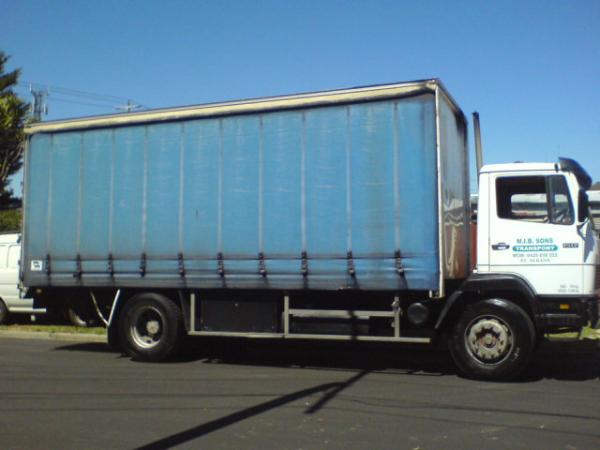 1992 Mercedes-Benz 1517 