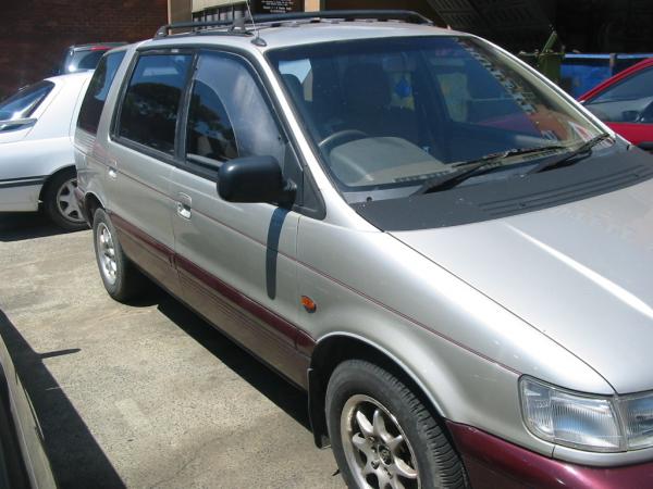1992 Mitsubishi nimbus 7 seater