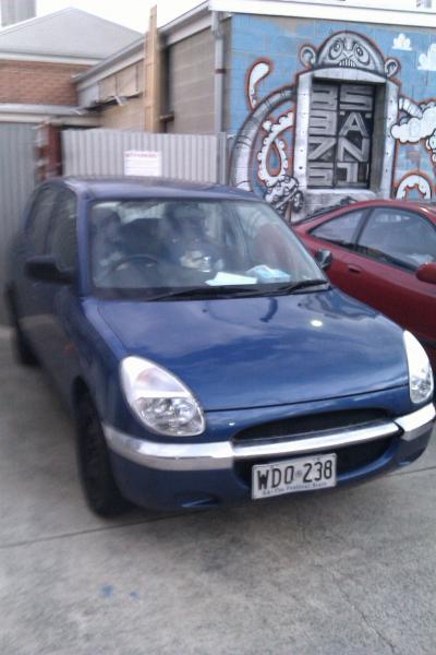 1998 Daihatsu sirion 