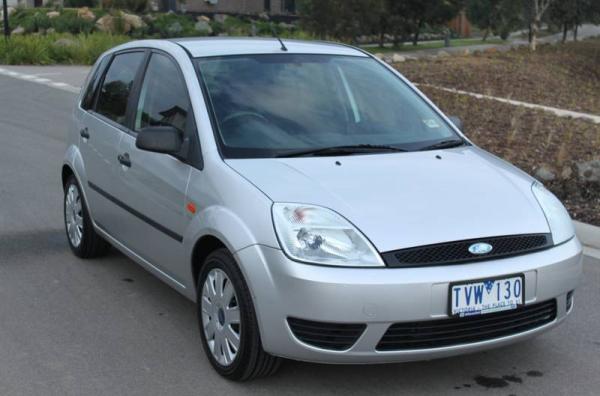 2005 Ford Fiesta LX 