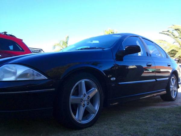 Ford fairmont ghia v8 1999 #8