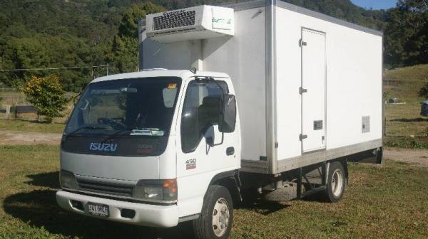 2004 Isuzu NQR450 Long Fridge Freezer 