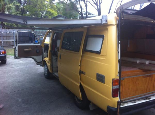 1982 Toyota Hiace 