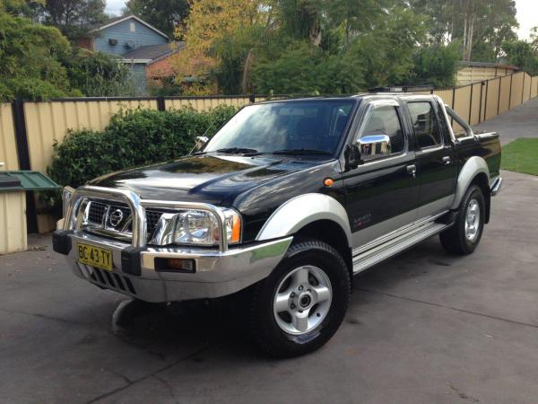 2004 Nissan Navara D22  STR