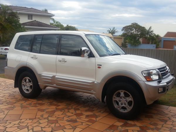 2001 Mitsubishi Pajero Exceed  3.8 litre