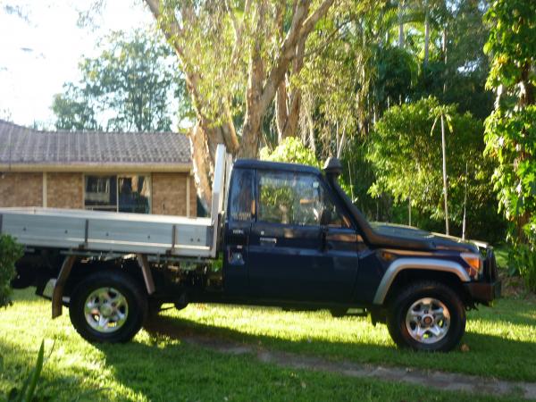 2007 Toyota landcruiser vdj79r gx