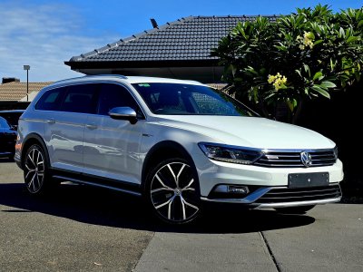 2017 Volkswagen Passat Alltrack Wolfsburg E
