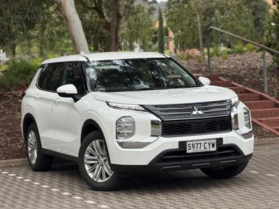 2023 MITSUBISHI OUTLANDER LS 7 SEAT (2WD) ZM MY24
