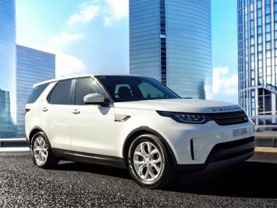 2018 Land Rover Discovery TD4 S