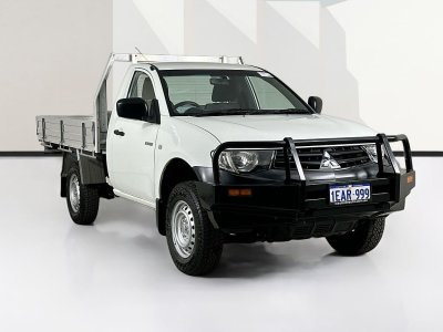 2012 Mitsubishi TRITON MN MY12 GL 5 SP MANUAL