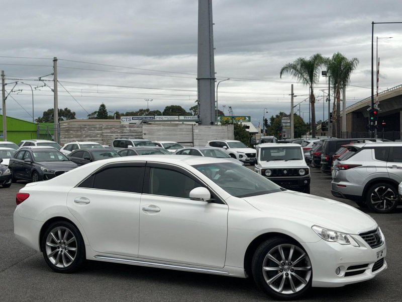 2011 Toyota Mark X Premium L Auto