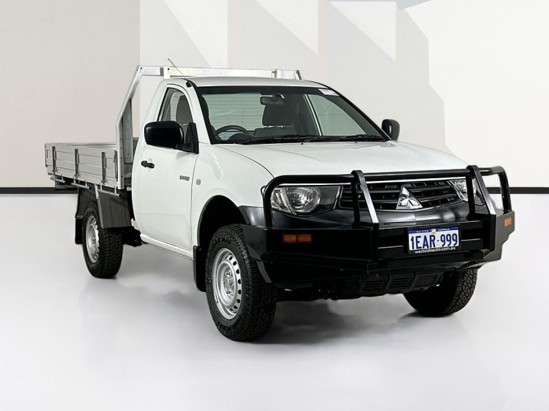 2012 Mitsubishi TRITON MN MY12 GL 5 SP MANUAL